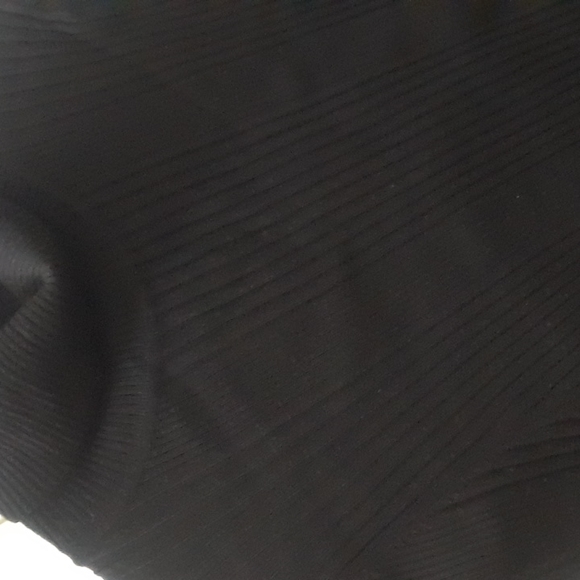 NEW!! MOTH (ANTHROPOLOGIE) RIBBED TURTLENECK.. - Picture 3 of 7